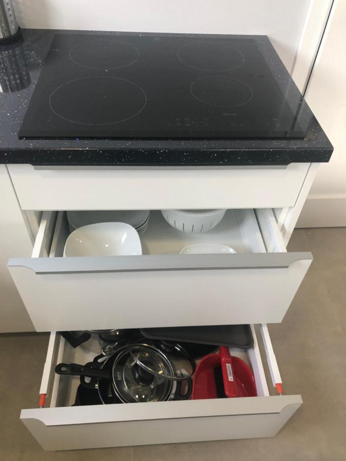 Klimatyzowane Apartamenty I Pokoje Przy Targach Кельце Экстерьер фото