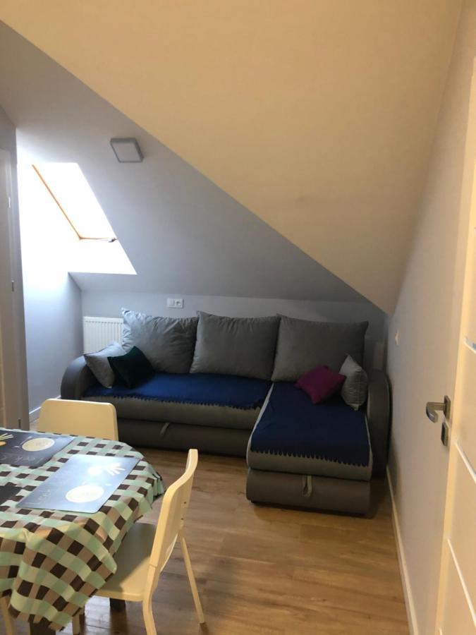 Klimatyzowane Apartamenty I Pokoje Przy Targach Кельце Экстерьер фото