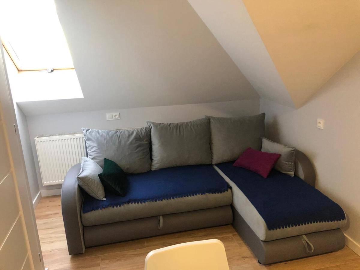 Klimatyzowane Apartamenty I Pokoje Przy Targach Кельце Экстерьер фото
